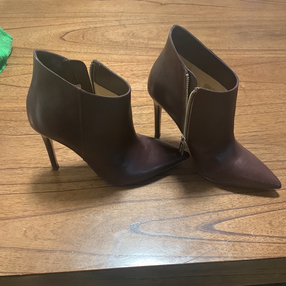Burgundy Michael Kors booties! Size 5.5.